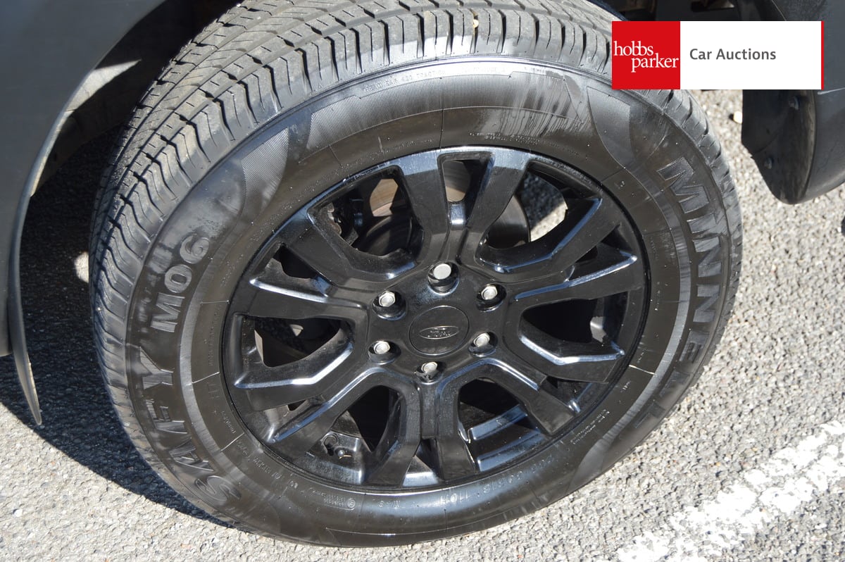 FORD RANGER WILDTRAK 4X4 DCB T image 12