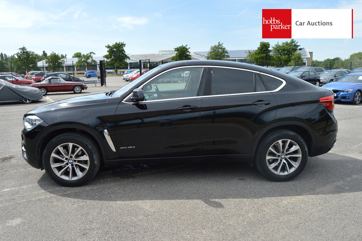 BMW X6 XDRIVE 40D AUTO LHD image 6