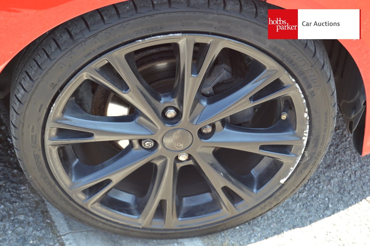 FORD FIESTA ST-LINE RED EDITION image 12