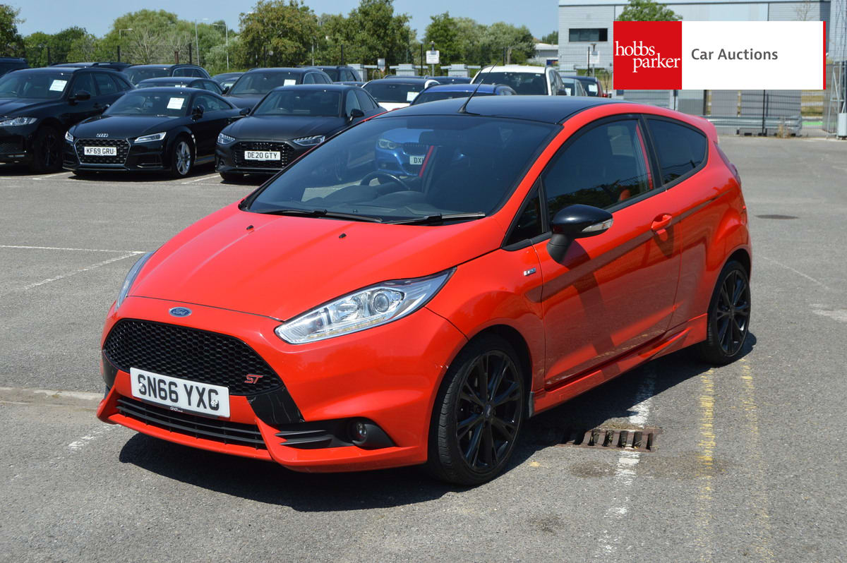 FORD FIESTA ST-LINE RED EDITION image 7