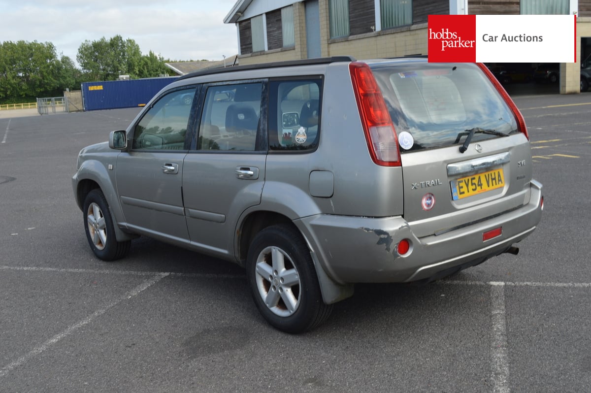 NISSAN X-TRAIL SVE image 5