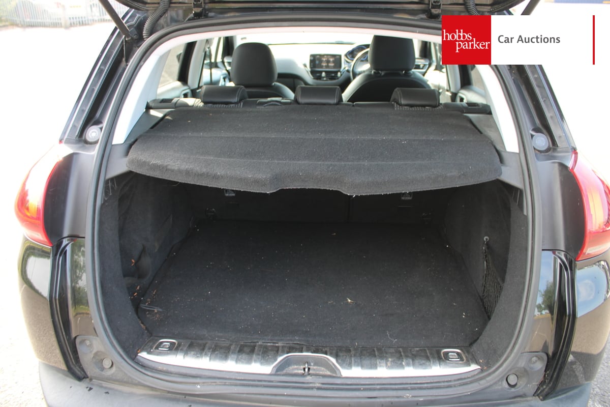 PEUGEOT 2008 ALLURE BLUE HDI image 15