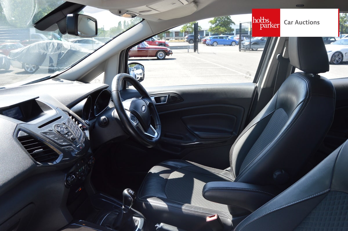 FORD ECOSPORT TITANIUM TURBO image 13