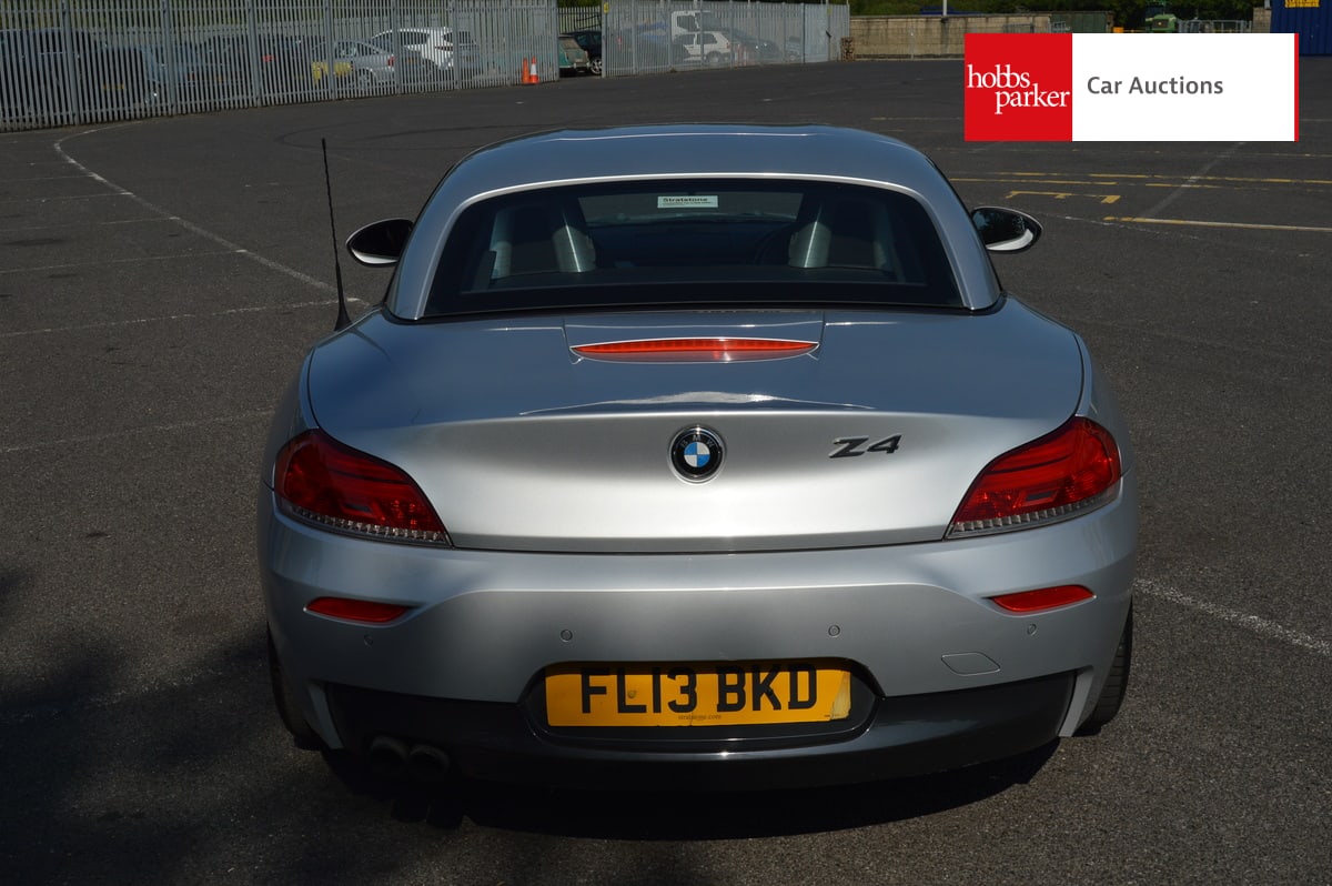 BMW Z4 SDRIVE20I M SPORT image 10