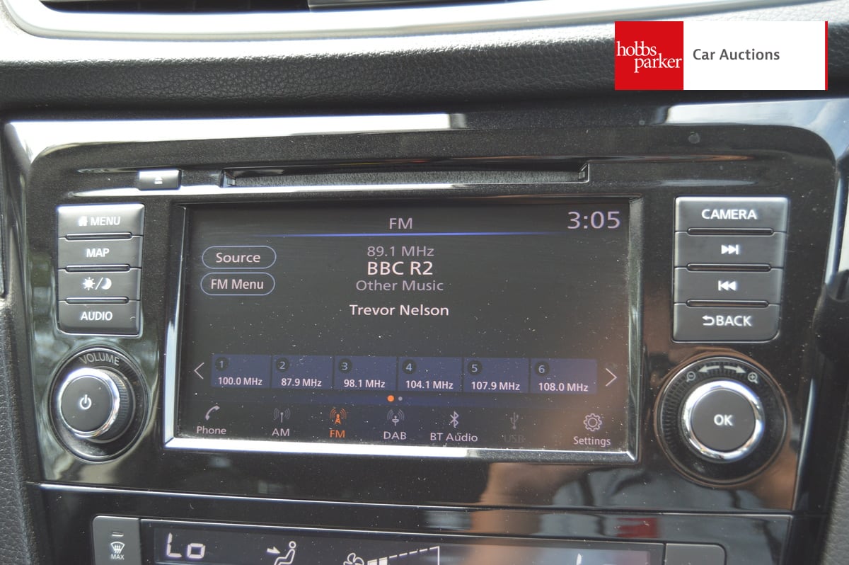 NISSAN QASHQAI N-MOTION DIG-T image 18