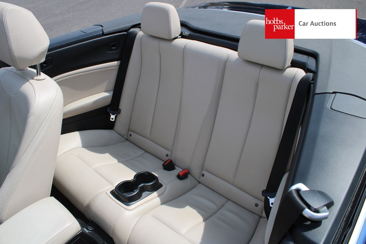 BMW 220I LUXURY image 14