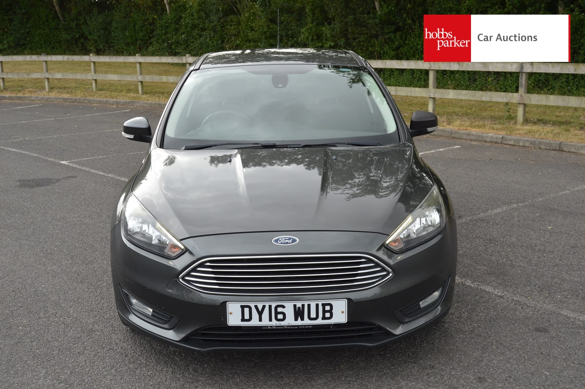 FORD FOCUS ZETEC TDCI AUTO image 8