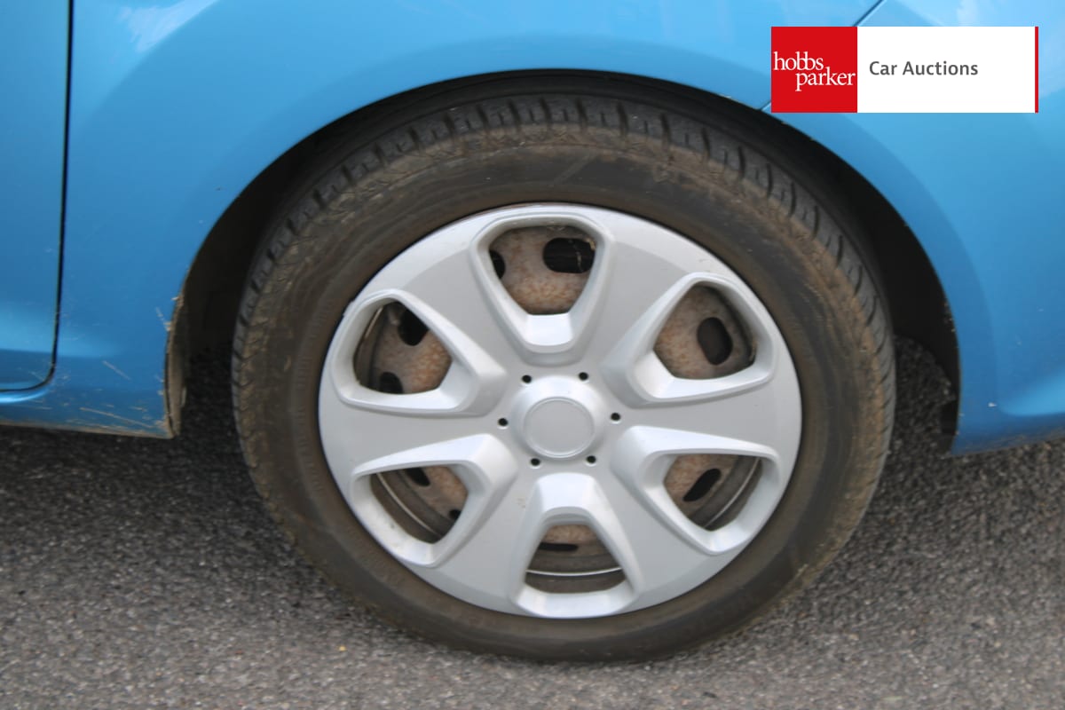 FORD FIESTA EDGE image 9