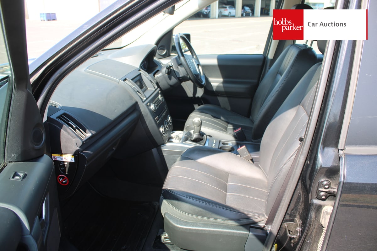 LAND ROVER FREELANDER GS TD4 image 13