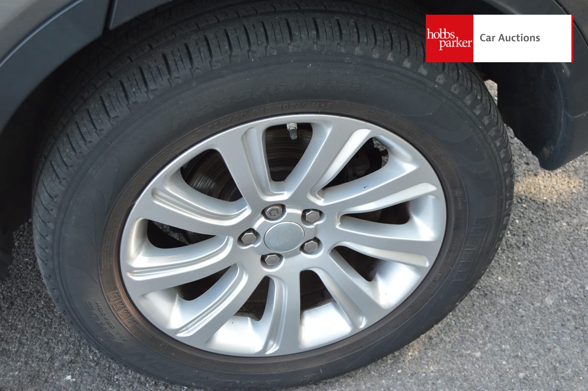 LAND ROVER DISCOVERY SPORT SE TECH T image 10
