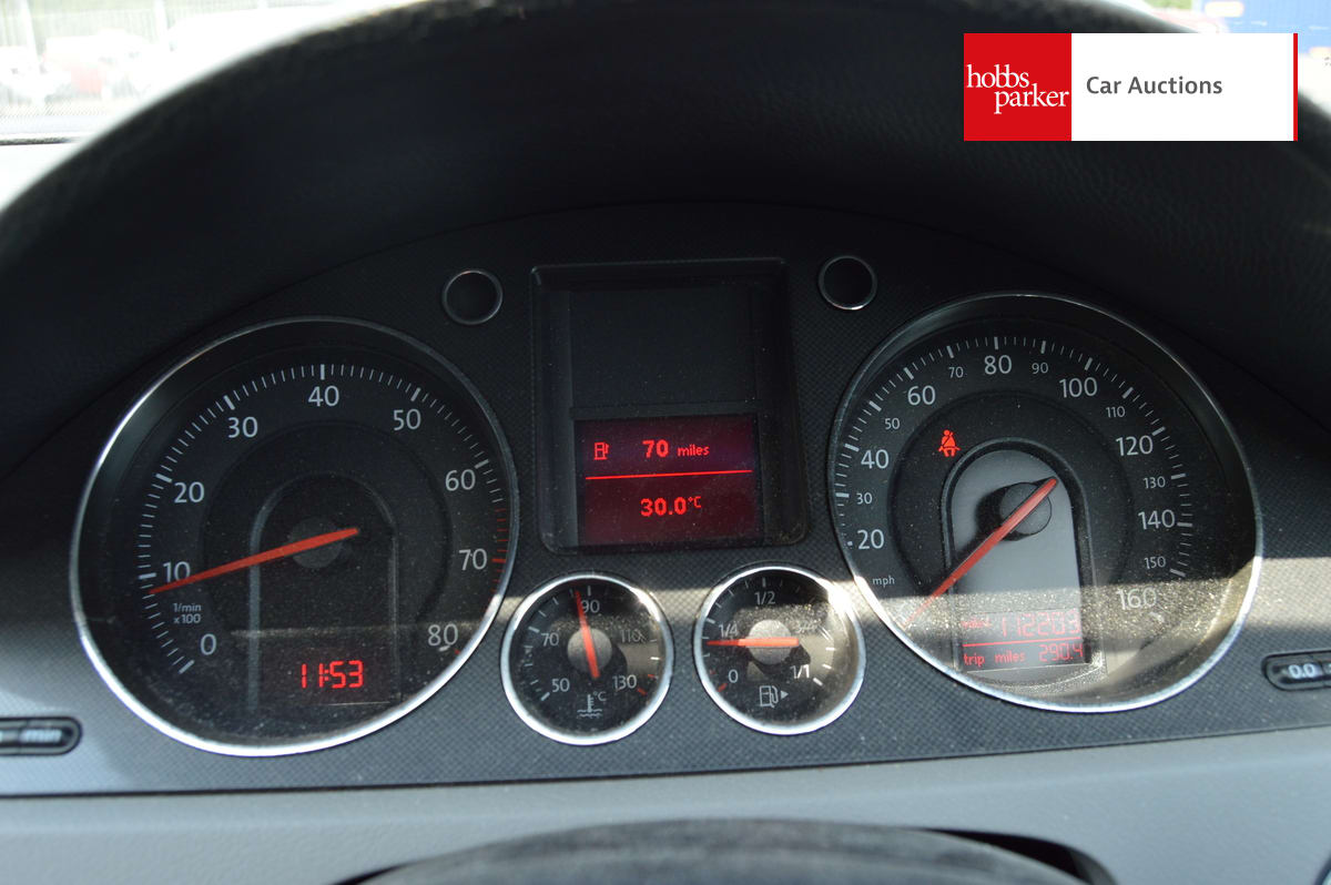 VOLKSWAGEN PASSAT SPORT FSI T image 16
