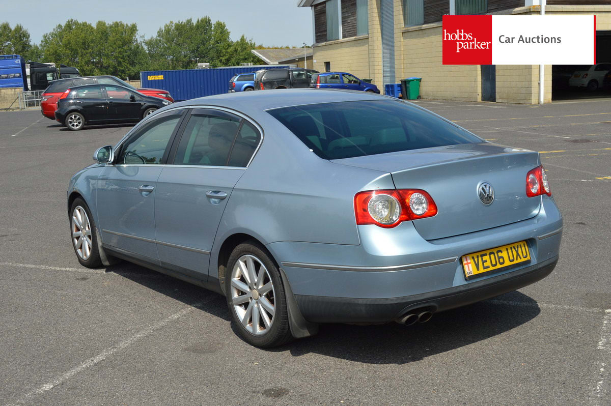 VOLKSWAGEN PASSAT SPORT FSI T image 5