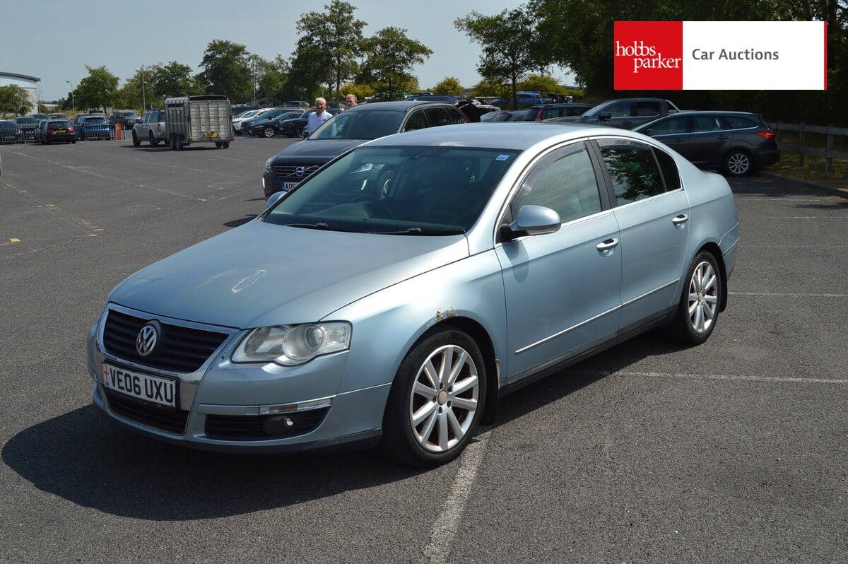 VOLKSWAGEN PASSAT SPORT FSI T image 7