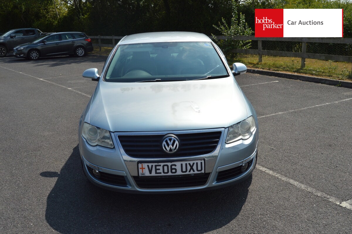 VOLKSWAGEN PASSAT SPORT FSI T image 8