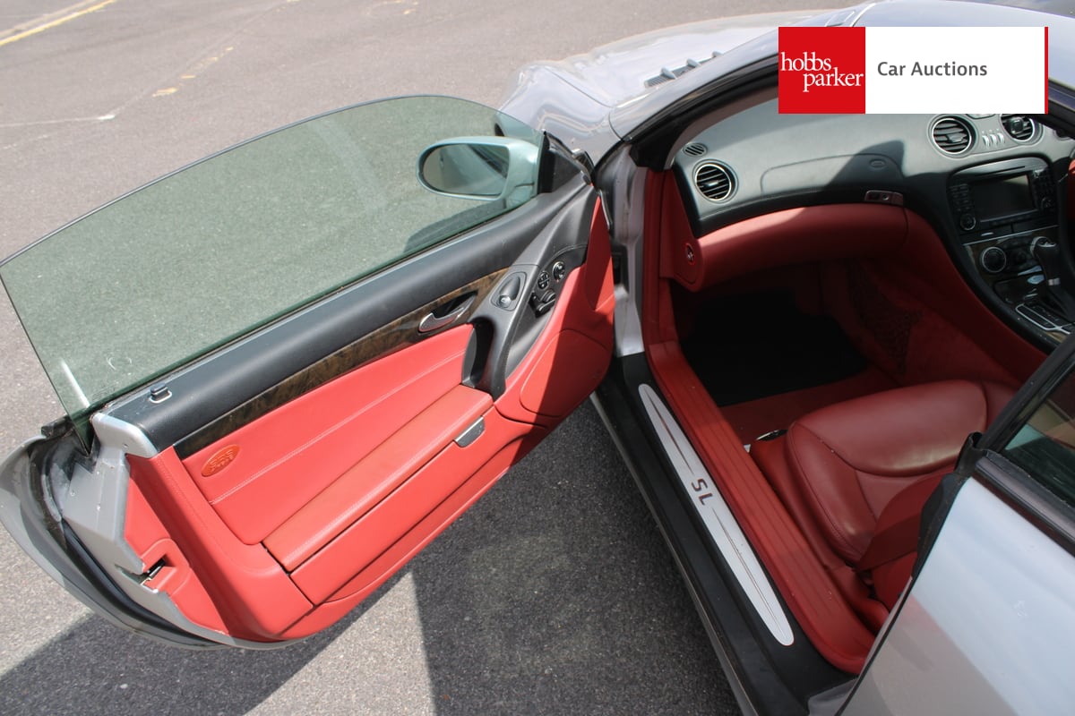 MERCEDES SL500 AUTO R230 image 19