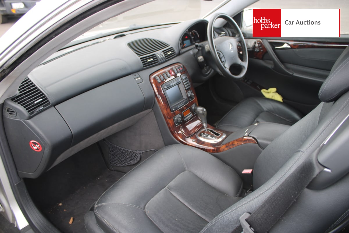 MERCEDES CL500 AUTO C215 image 16