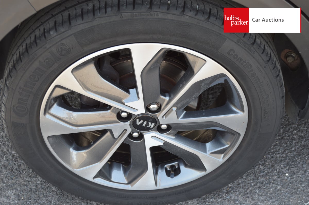 KIA STONIC CONNECT MHEV image 10