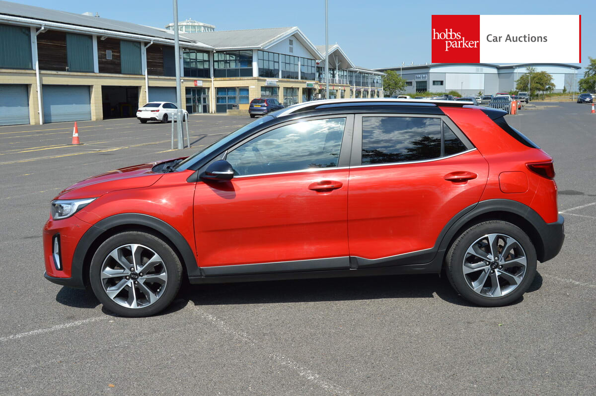 KIA STONIC CONNECT MHEV image 5