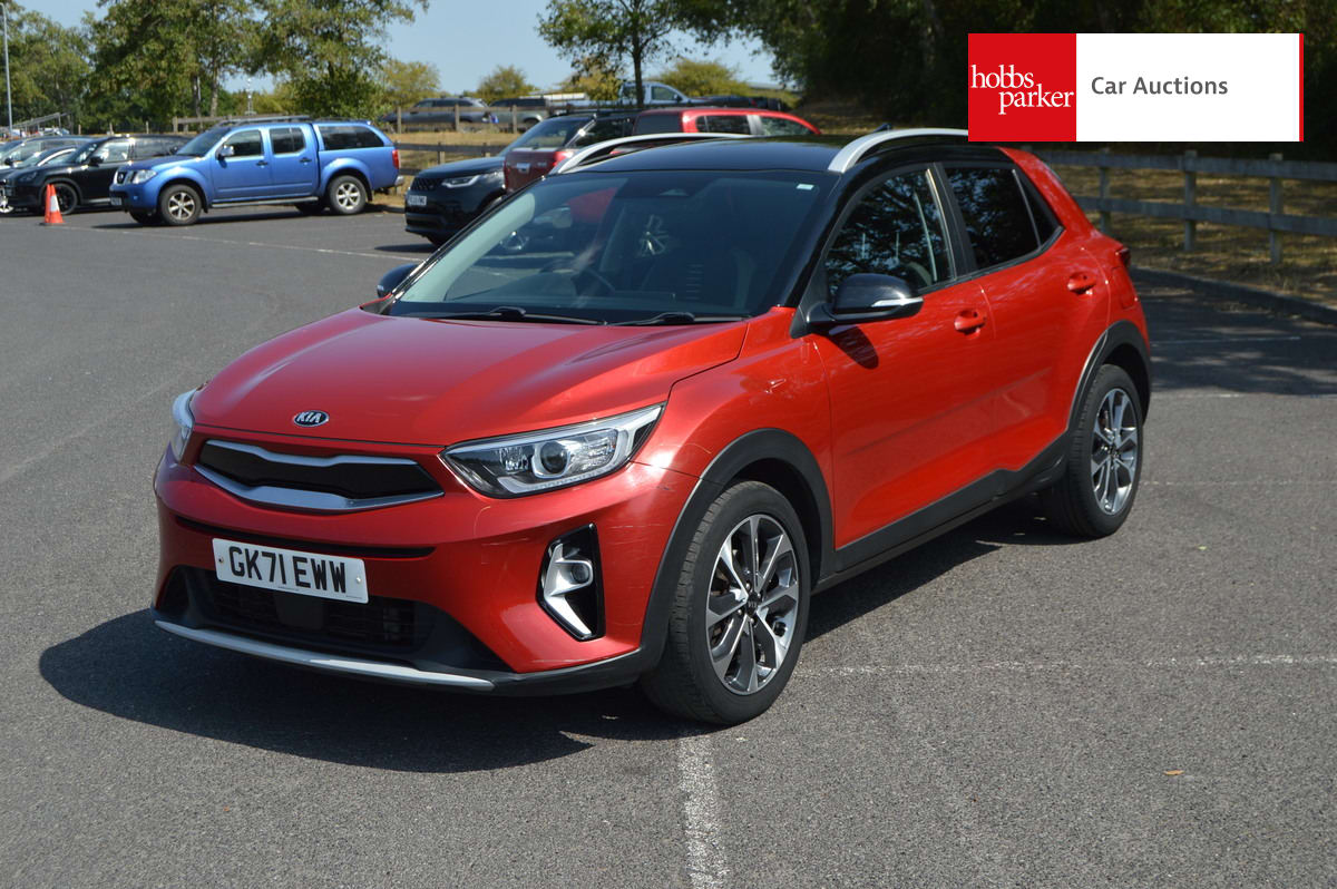 KIA STONIC CONNECT MHEV image 6