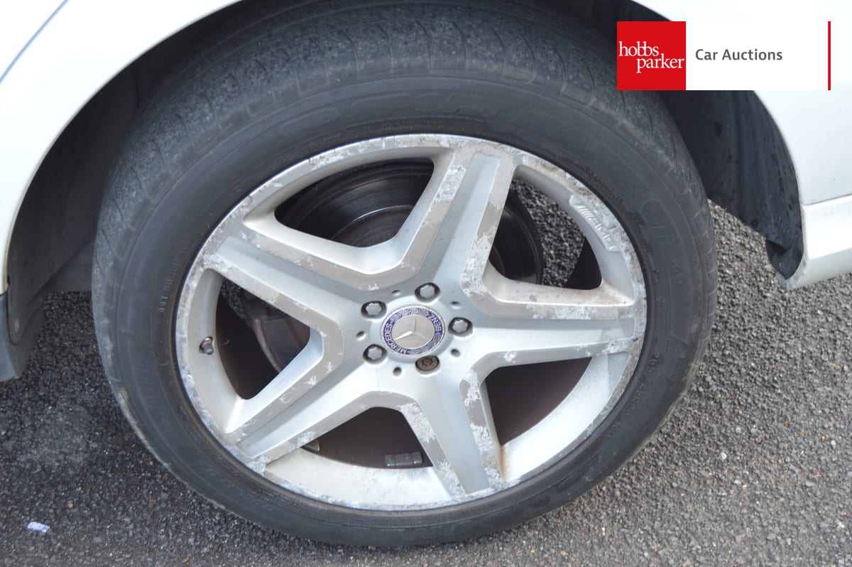 MERCEDES-BENZ ML250 AMG LINE PREM BLUETEC A image 10