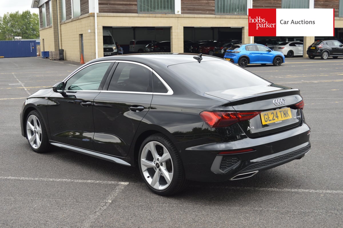 AUDI A3 S LINE 30 TFSI MHEV S-A image 5
