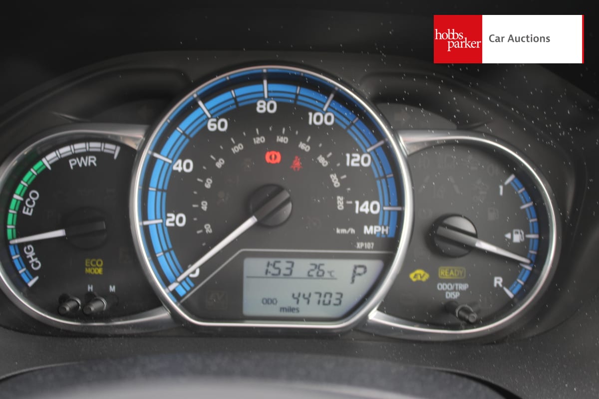 TOYOTA YARIS DESIGN HYBRID VVT-I image 16
