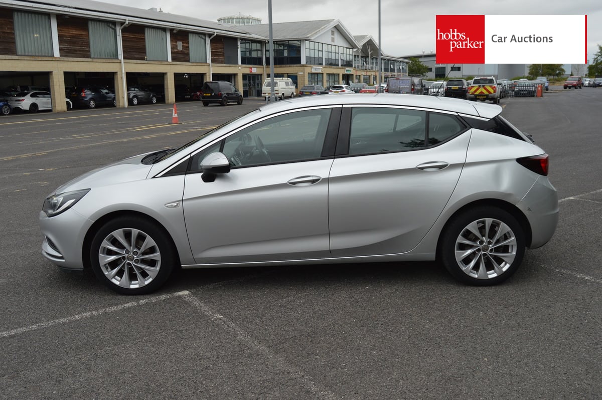 VAUXHALL ASTRA DESIGN ECOFLEX S/S image 6