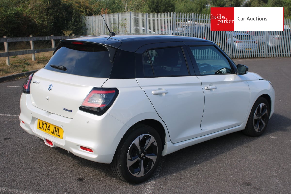 SUZUKI SWIFT ULTRA MHEV CVT image 3