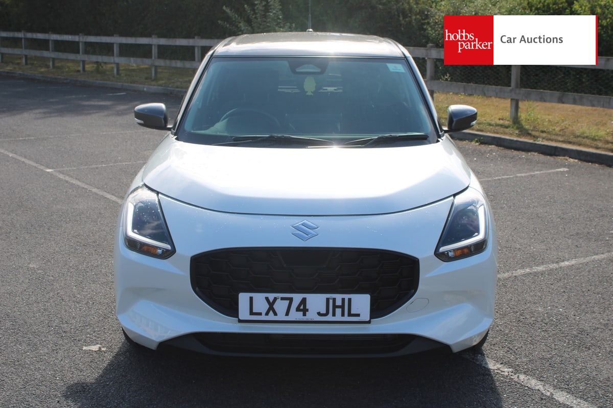 SUZUKI SWIFT ULTRA MHEV CVT image 8