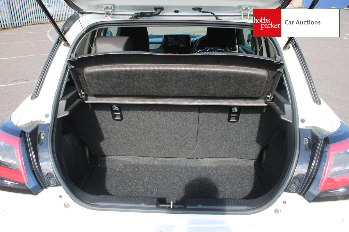 SUZUKI SWIFT ULTRA MHEV CVT image 15