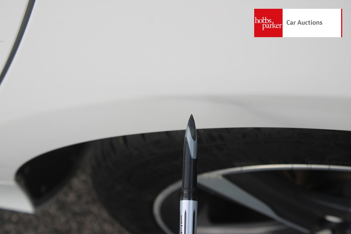VOLVO V40 R-DESIGN T2 image 18