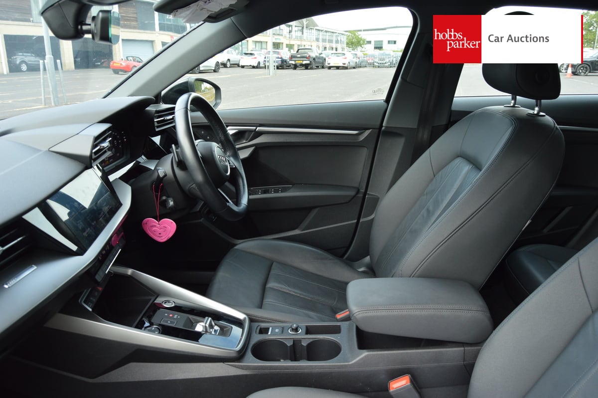 AUDI A3 SPORT 40 TFSI E S-A image 13