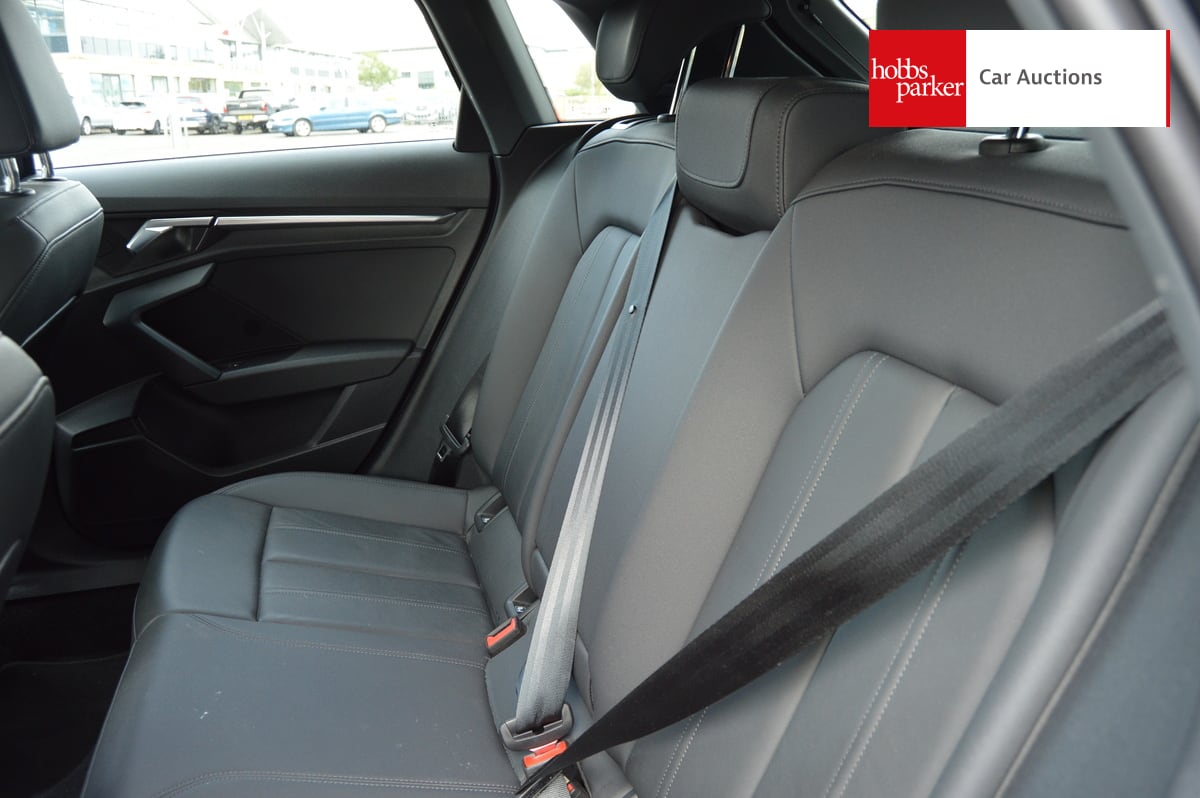 AUDI A3 SPORT 40 TFSI E S-A image 14