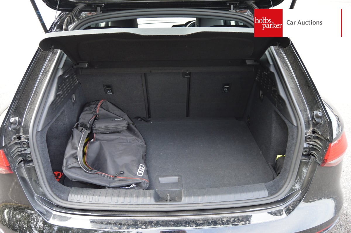 AUDI A3 SPORT 40 TFSI E S-A image 15