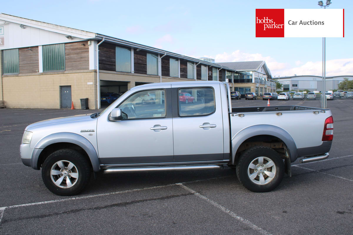 FORD RANGER XLT D/C 4WD image 6