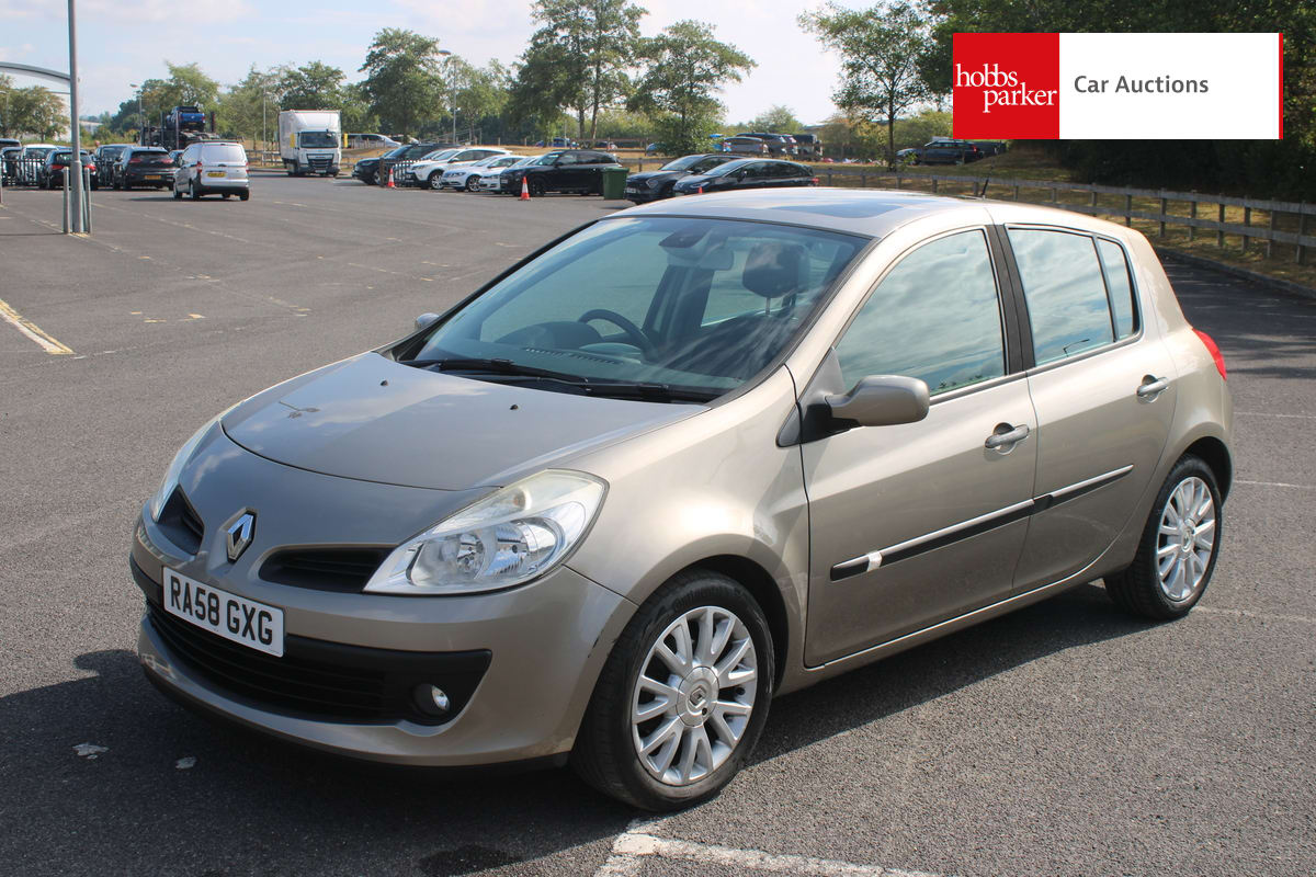 RENAULT CLIO DYNAMIQUE TURBO 100 image 7
