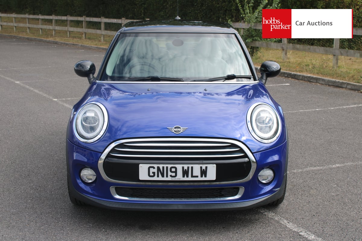 MINI COOPER EXCLUSIVE image 8