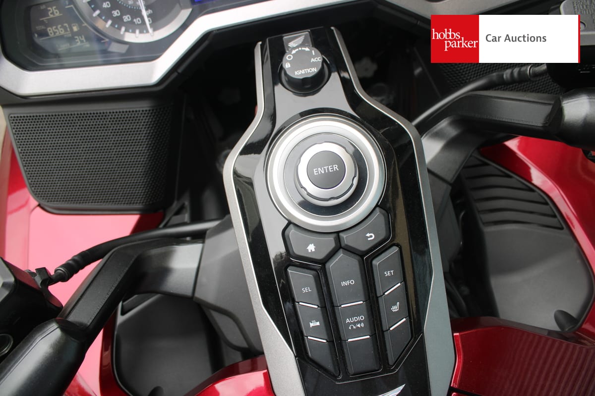 HONDA GOLDWING GL 1800 J image 16