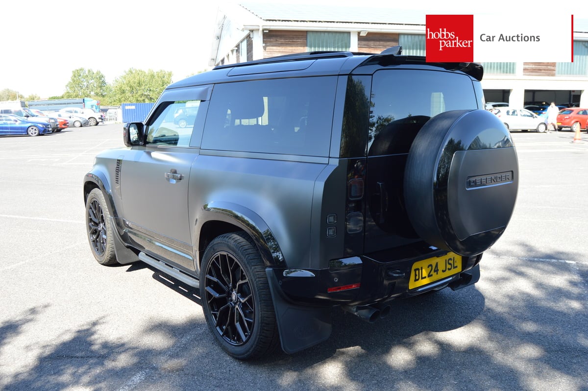LAND ROVER DEFENDER V8 CARPATHIAN ED image 5