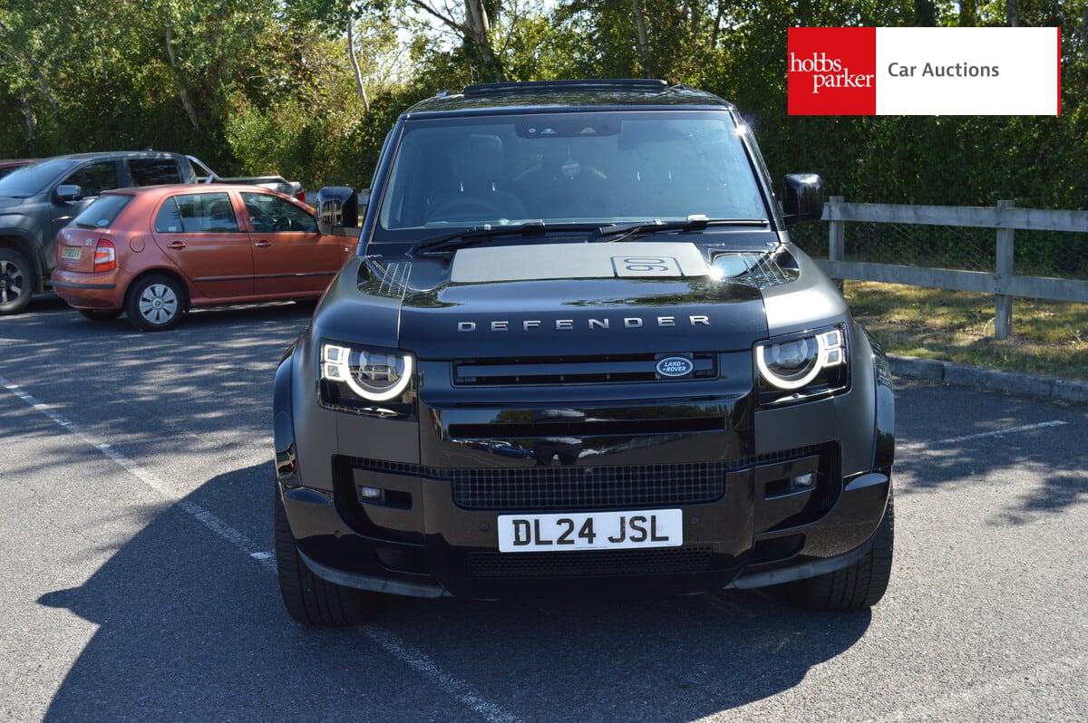 LAND ROVER DEFENDER V8 CARPATHIAN ED image 8