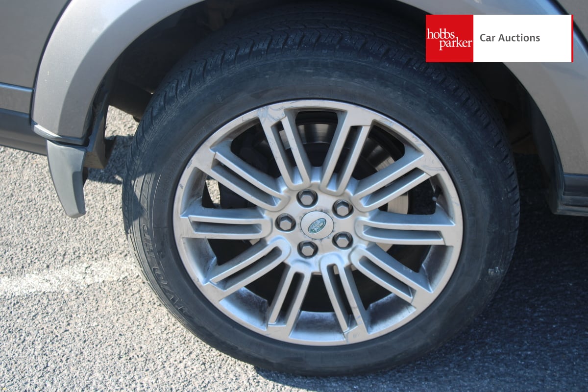 LAND ROVER DISCOVERY HSE TDV6 AUTO image 10