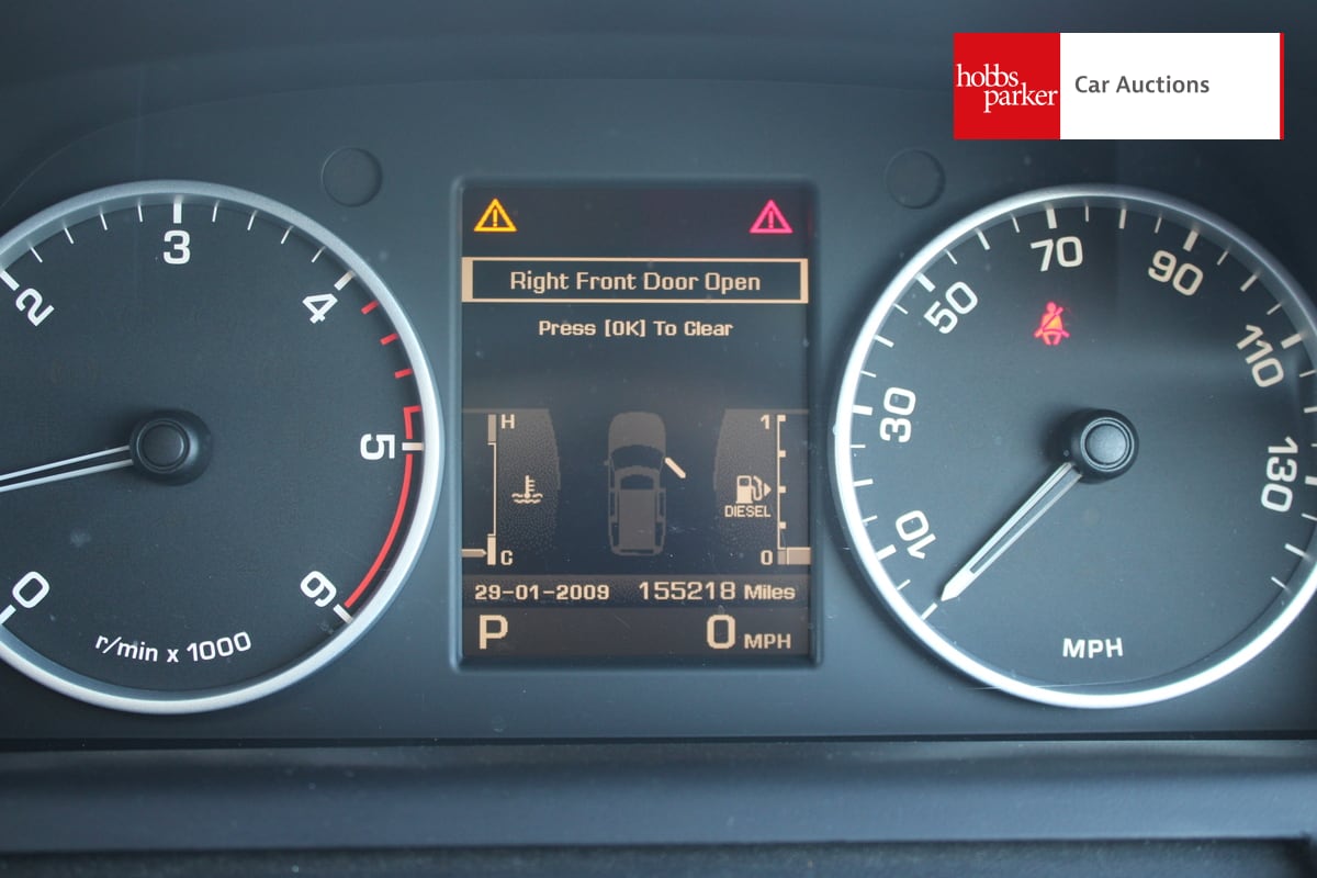 LAND ROVER DISCOVERY HSE TDV6 AUTO image 19