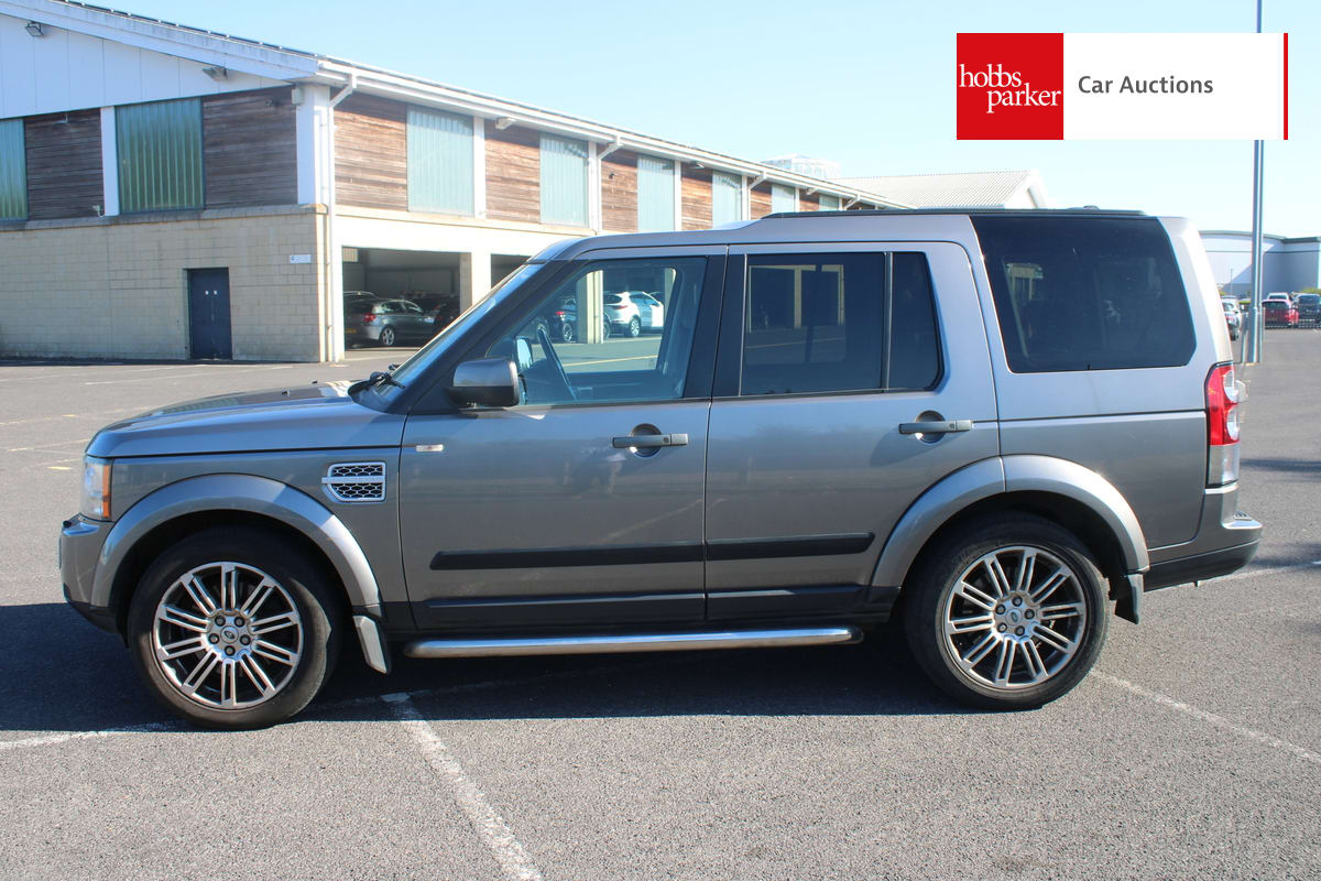 LAND ROVER DISCOVERY HSE TDV6 AUTO image 6