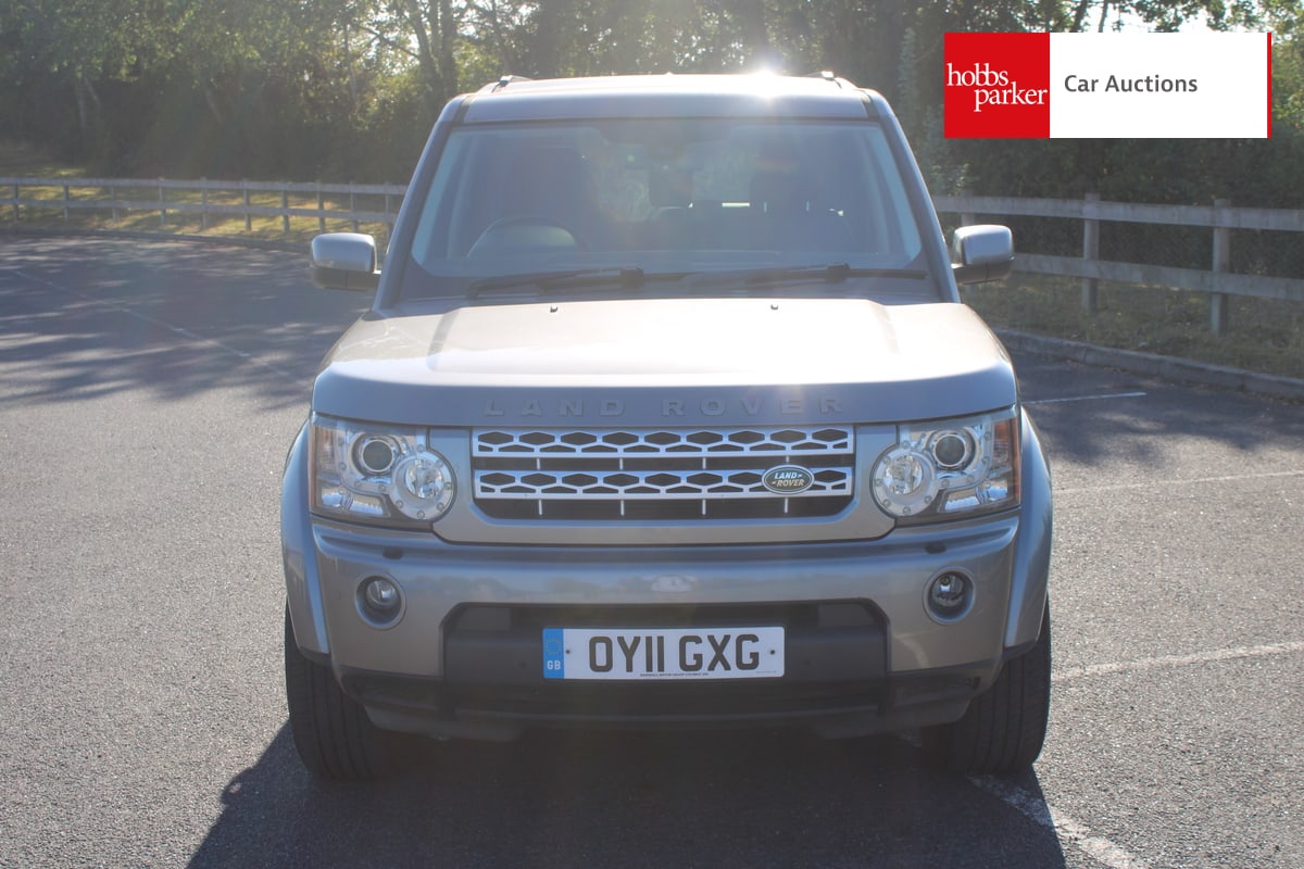 LAND ROVER DISCOVERY HSE TDV6 AUTO image 8