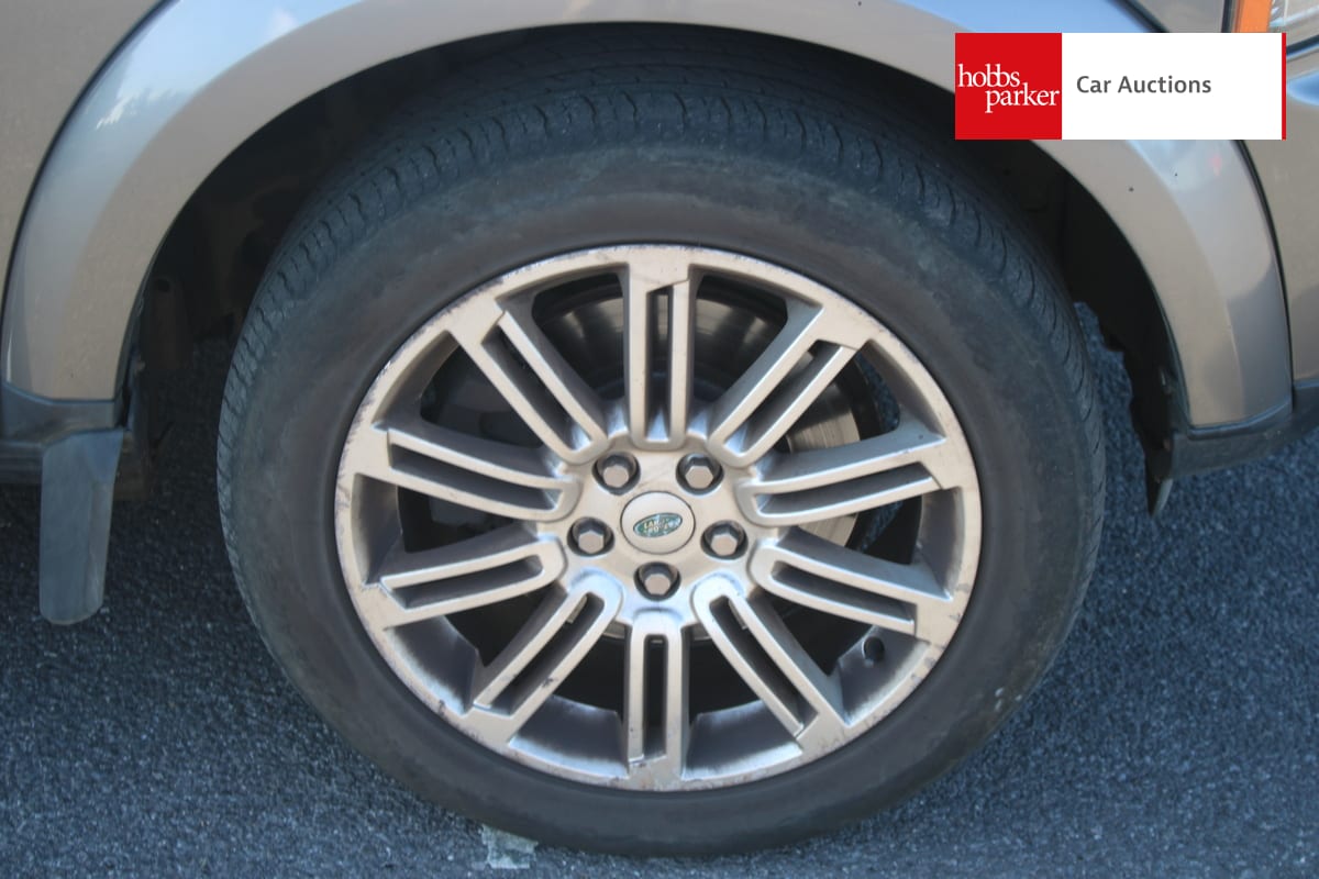 LAND ROVER DISCOVERY HSE TDV6 AUTO image 9