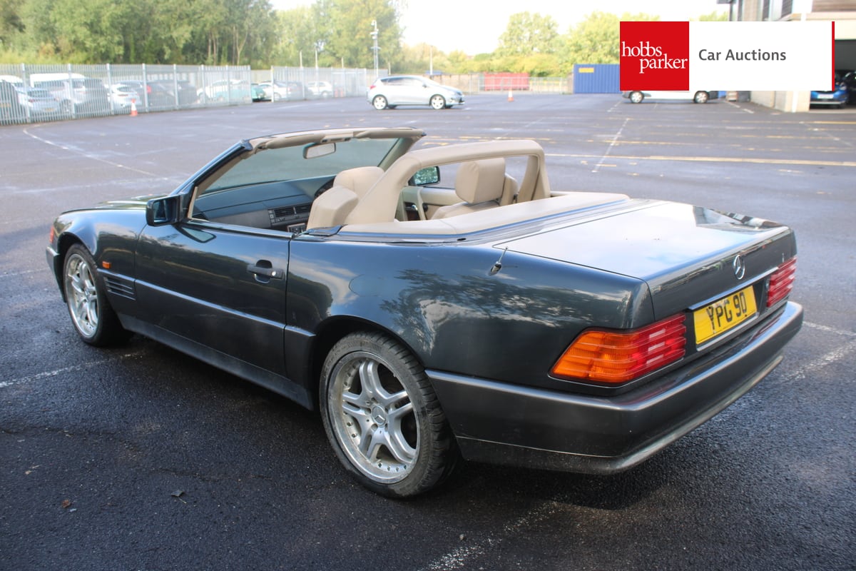 MERCEDES 300SL-24 AUTO image 5