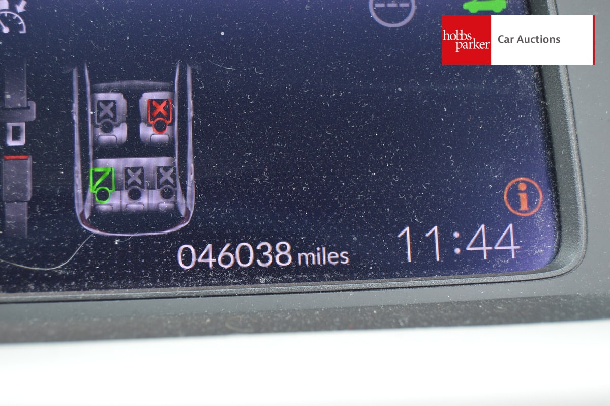 HONDA JAZZ EX I-MMD CVT image 16