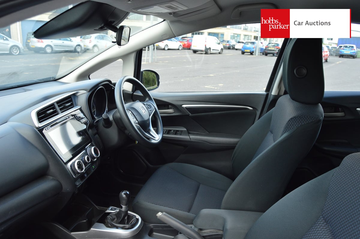 HONDA JAZZ SE I-VTEC image 13