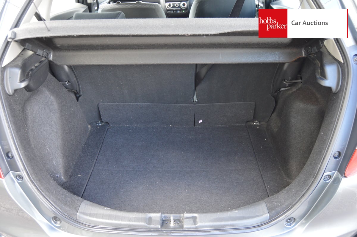 HONDA JAZZ SE I-VTEC image 15