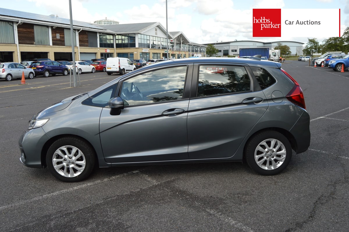 HONDA JAZZ SE I-VTEC image 6